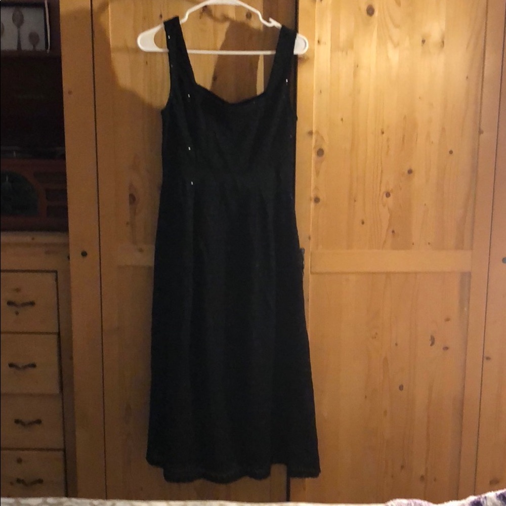LBD - Picture 2 of 8